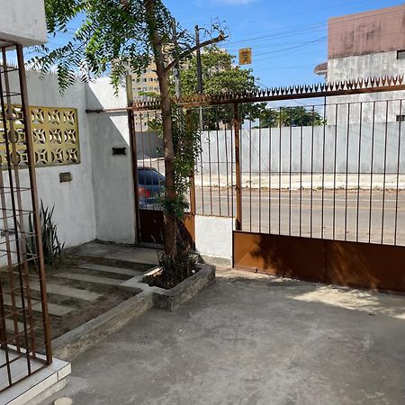 Willa Casa Compacta No Prive Coqueiral Com Garagem Recife Zewnętrze zdjęcie